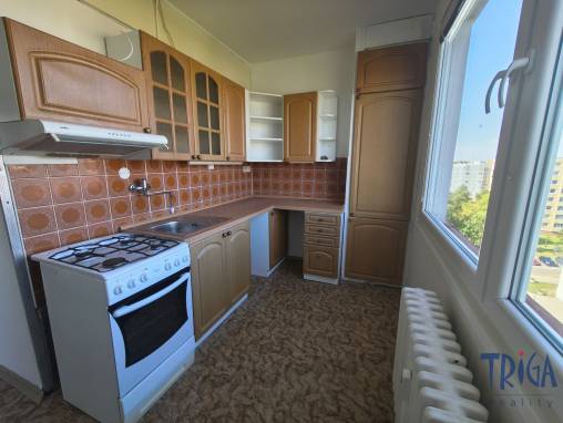 Jaroměř - Podnájem bytu 2+1 s lodžií foto 1