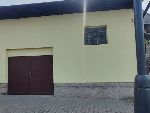 Jaroměř - Pronájem garáže s dílnou foto 1