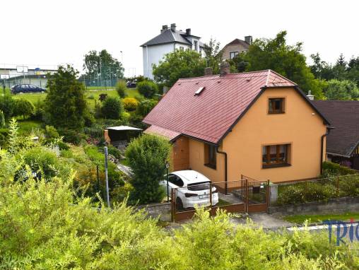 Česká Skalice - prodej domu s pozemkem 580  m² foto 1