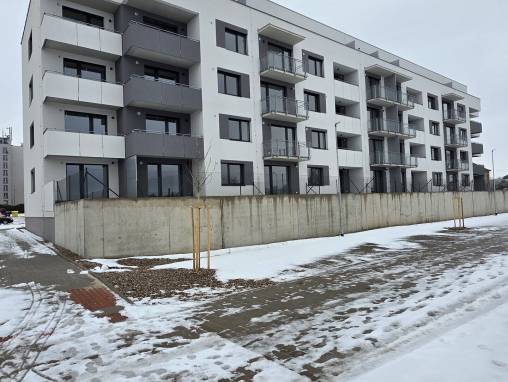 Jaroměř - Pronájem nového bytu 2+kk foto 1