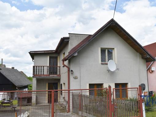 Šestajovice - prodej domu 3+1 s pozemkem 338  m² foto 1