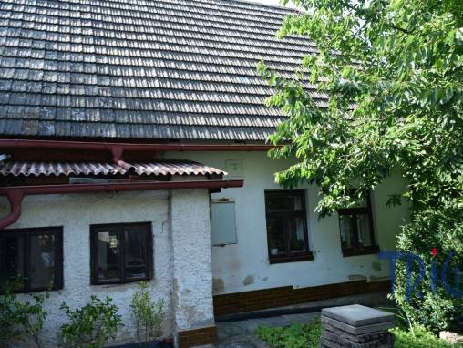 Libňatov - starší rodinný domek k rekonstrukci foto 1