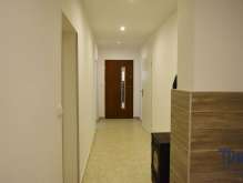 Mokré - Pronájem bytu 2+1 o ploše 100  m² a stáje 130  m² foto 2