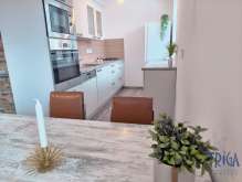 Náchod - Prodej bytu po celkové rekonstrukci s dispozicí 3+kk a dvěma balkony foto 2