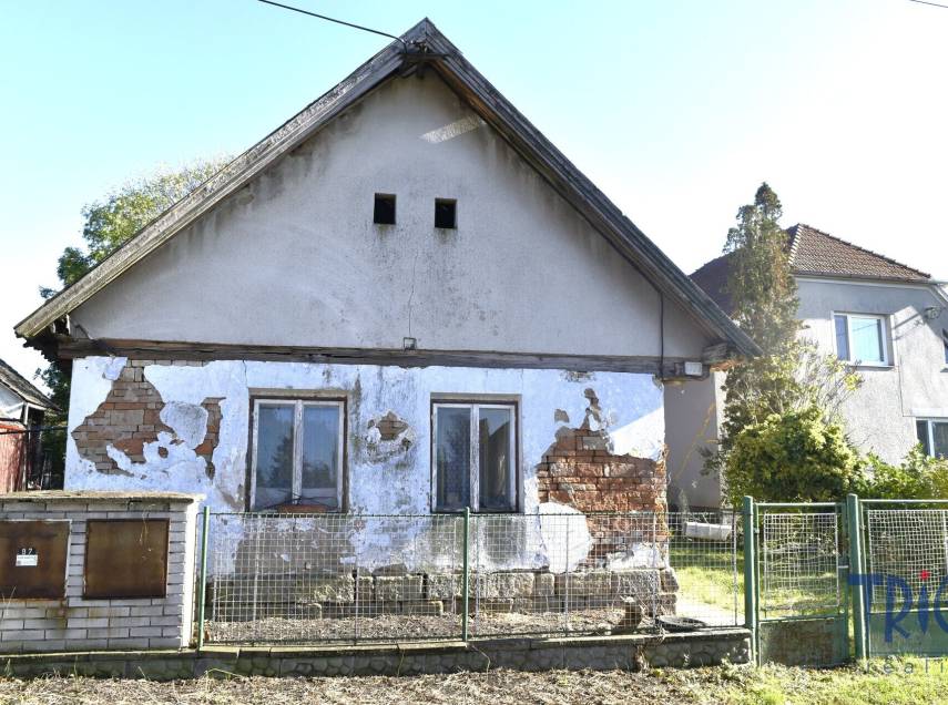 Starý Bydžov - Starší rodinný dům s pozemkem 1 366  m²
