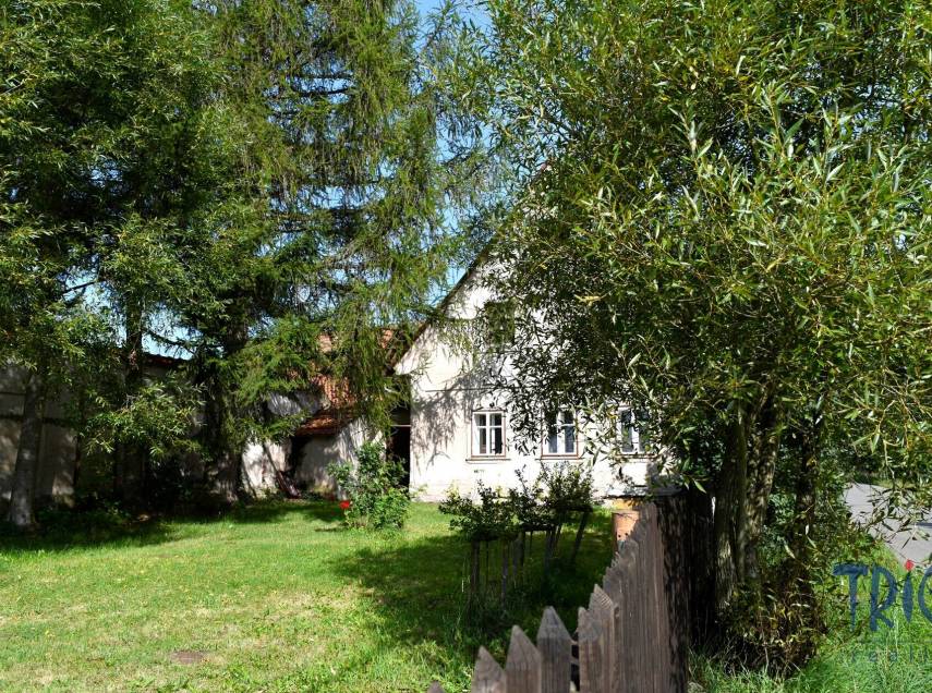 Rožmitál - prodej chalupy s dispozicí 3+1 a pozemkem 1 250  m²