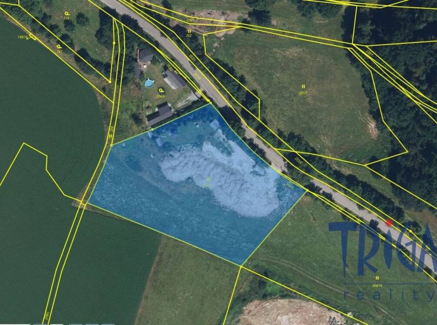 Dolany - Krabčice - soubor pozemků s výměrou 6 552  m²